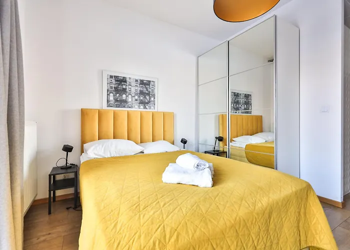 Prymasa Tysiaclecia 83a Free Garage By Perfect Lejlighed