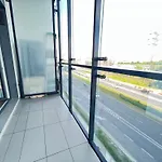 Prymasa Tysiaclecia 83a Free Garage By Perfect ורשה