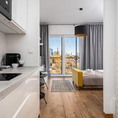 Prymasa Tysiaclecia 83a Free Garage By Perfect 아파트 *