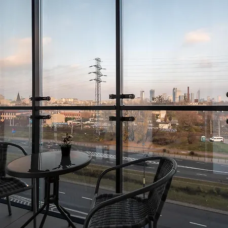 Prymasa Tysiaclecia 83a Free Garage By Perfect * Varsovia