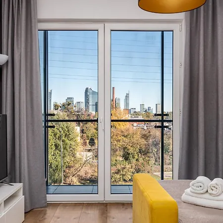 Prymasa Tysiaclecia 83a Free Garage By Perfect *