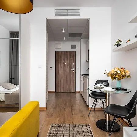 Prymasa Tysiaclecia 83a Free Garage By Perfect