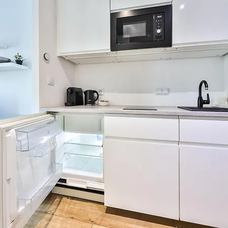 Prymasa Tysiaclecia 83a Free Garage By Perfect Apartamento